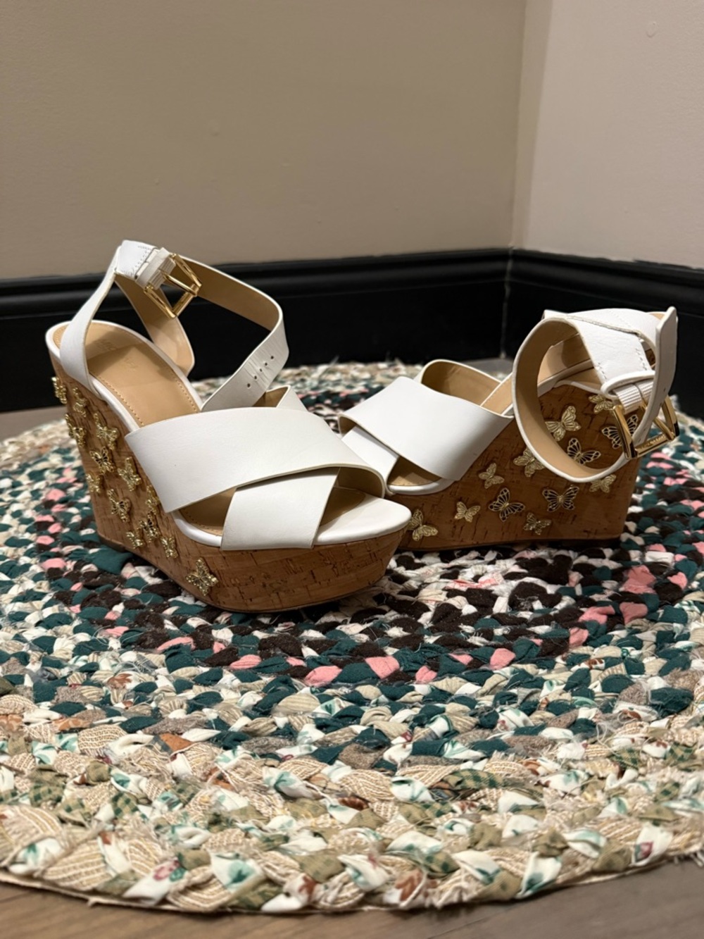 MICHAEL Michael Kors White Leather Crisscross Ankle Strap Sandals - Picture 2 of 3